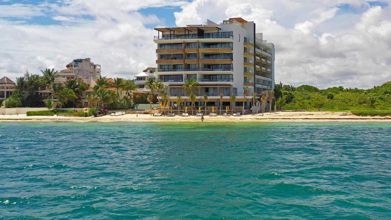 The Fives Oceanfront Puerto Morelos — imagen 3